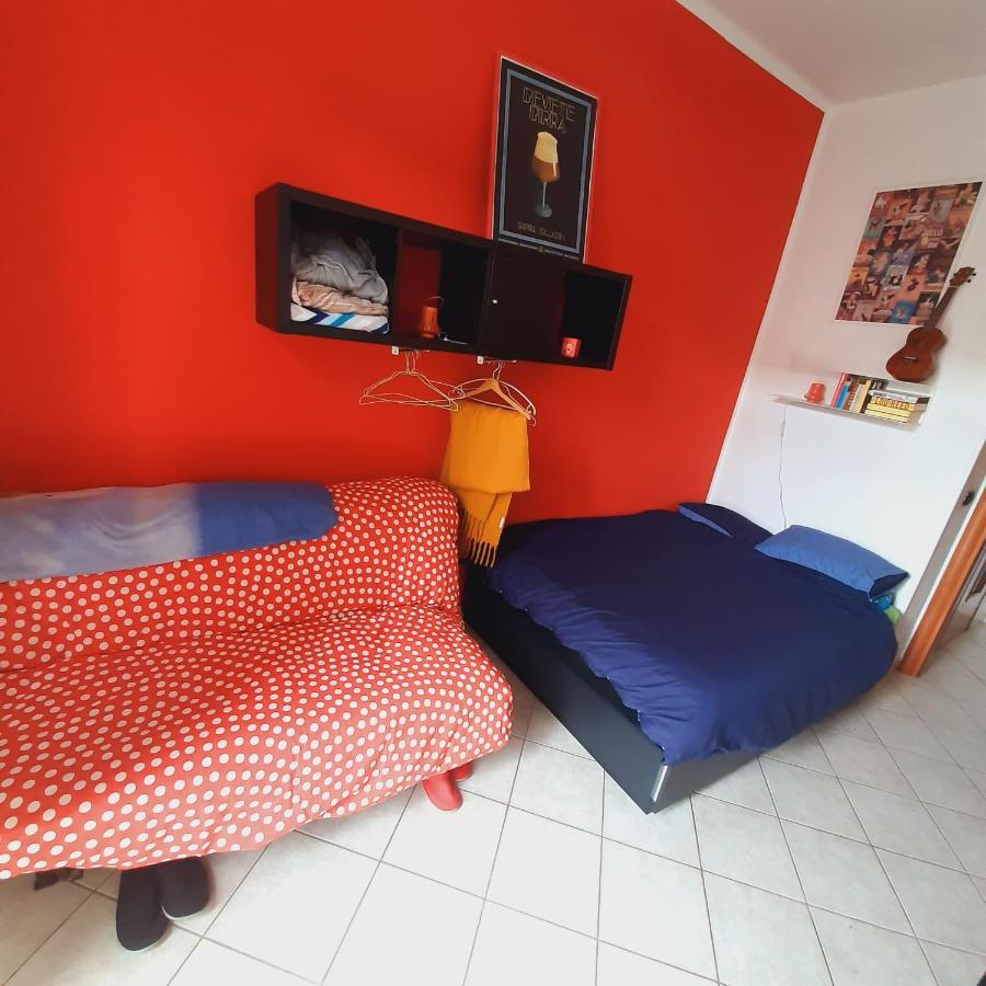 Cozy Room Stanza Close City Center In A Family House Stanza In Appartamento Condiviso Noi Viviamo In Casa Stanza In Affitto トリノ エクステリア 写真