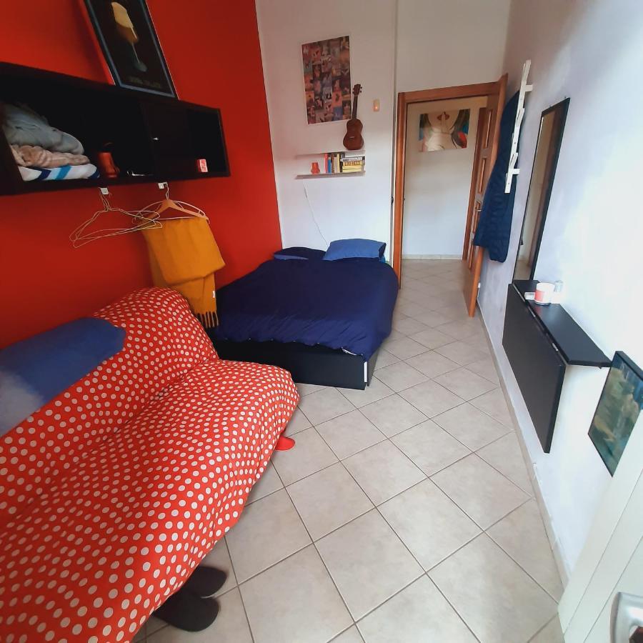 Cozy Room Stanza Close City Center In A Family House Stanza In Appartamento Condiviso Noi Viviamo In Casa Stanza In Affitto トリノ エクステリア 写真