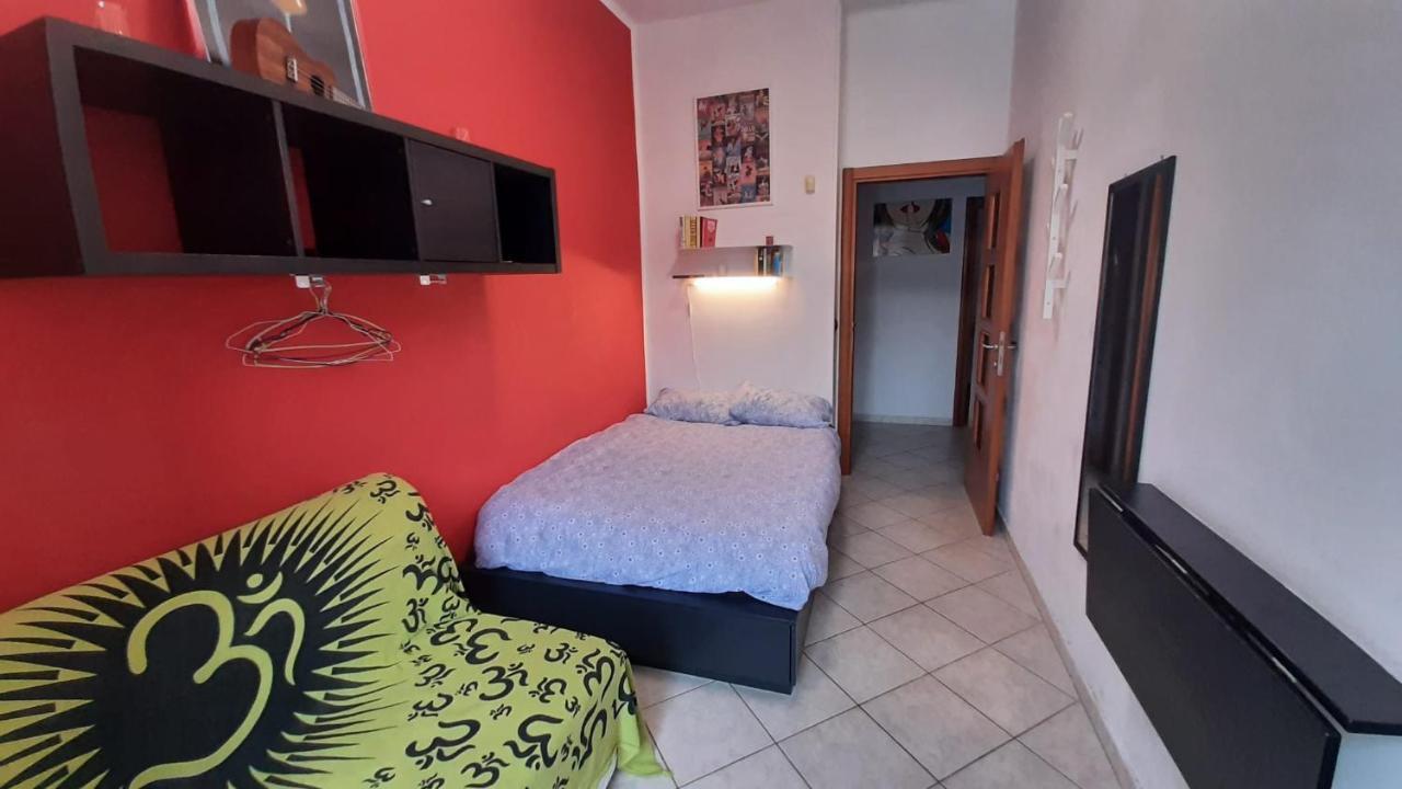 Cozy Room Stanza Close City Center In A Family House Stanza In Appartamento Condiviso Noi Viviamo In Casa Stanza In Affitto トリノ エクステリア 写真