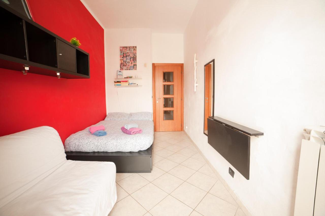 Cozy Room Stanza Close City Center In A Family House Stanza In Appartamento Condiviso Noi Viviamo In Casa Stanza In Affitto トリノ エクステリア 写真